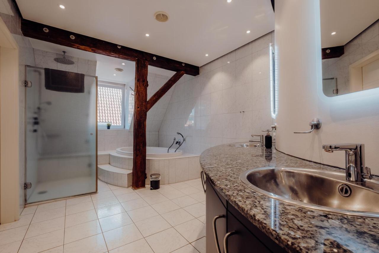 Luxurioese Und Stilvolle Ferienwohnung In Bester Lage Bremens Exterior foto